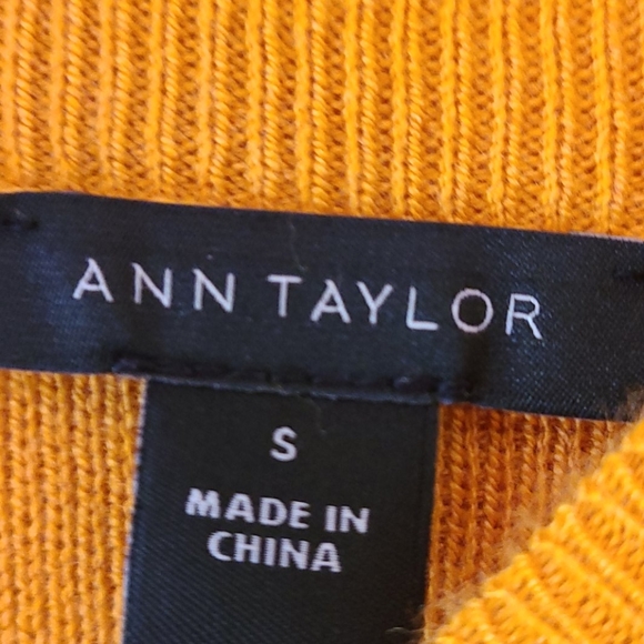 NWT Ann Taylor sweater dress- S - Picture 4 of 5